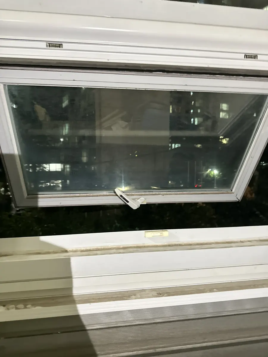 오피스텔 창짝 밀착 조정